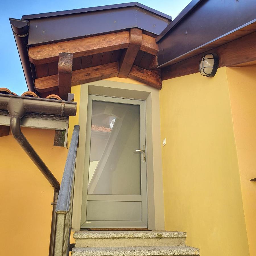 La Maison Des Artistes Ghiffa Exterior photo